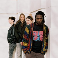 Обложка Bloc Party