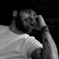 Обложка Brantley Gilbert