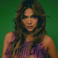 Обложка Hayley Kiyoko