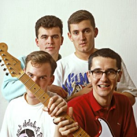 Обложка Housemartins