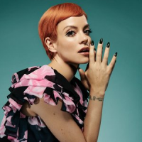 Обложка Lily Allen