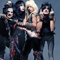 Обложка Motley Crue