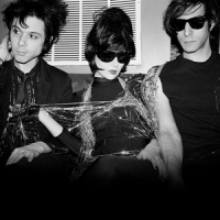Обложка Yeah Yeah Yeahs