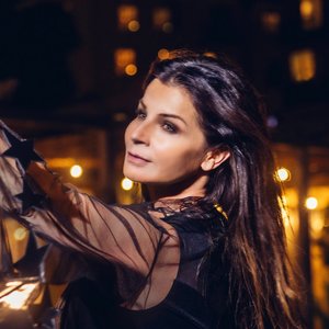 Carola