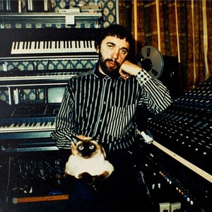 Эдуард Артемьев