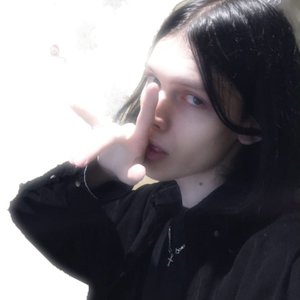 Нэнси Холод