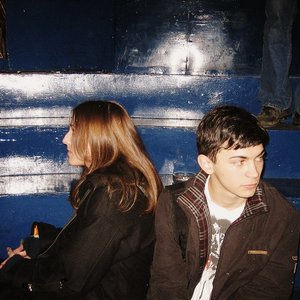 Розовые Очки от Ferre