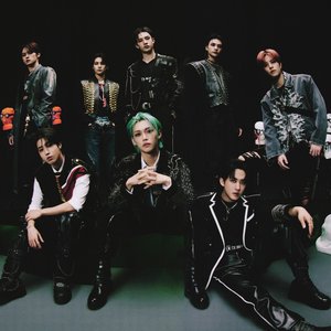 Stray Kids