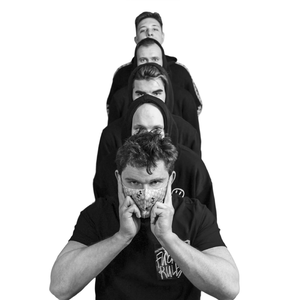 Ты идёшь по снегу