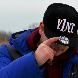V1nT