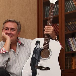 Юрий Стоянов